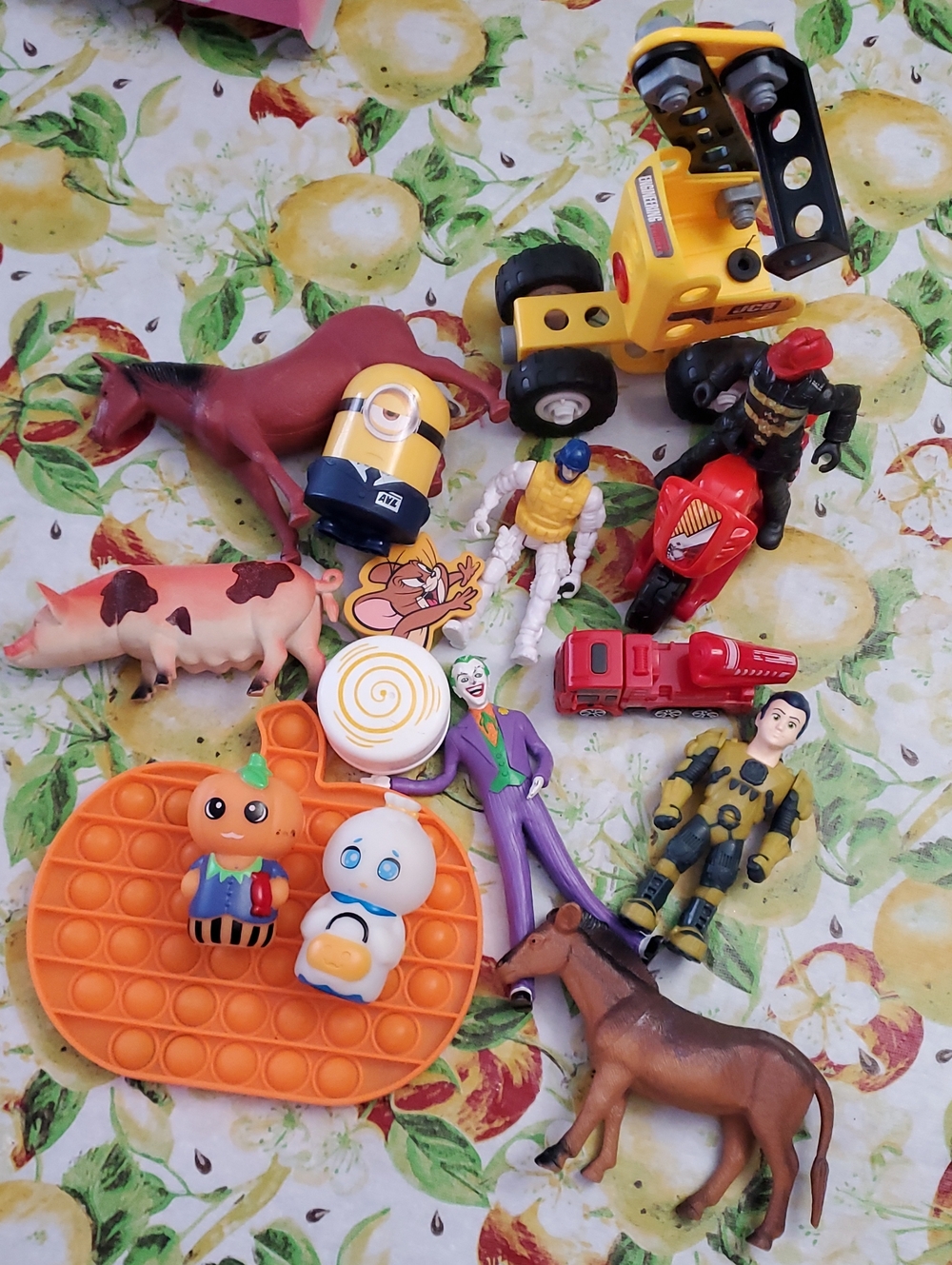 🌞 Ramdom Toy Lot